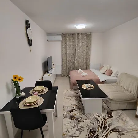 Bulevar1 Sa Garaznim Mjestom Apartment